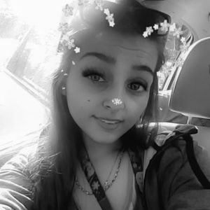 Meet your Posher, Lexie